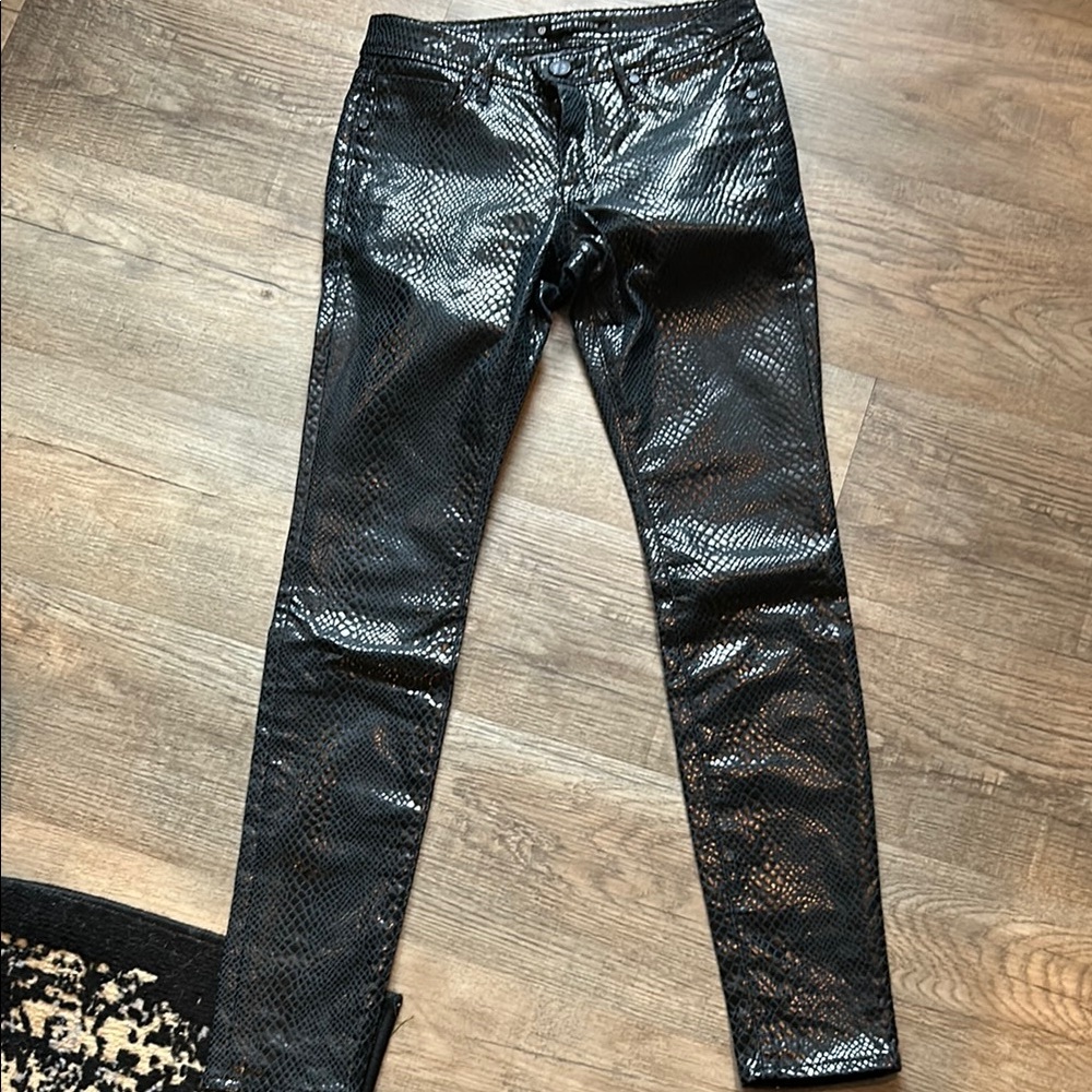 Black Shiny Snake-Embossed Skinny Pants